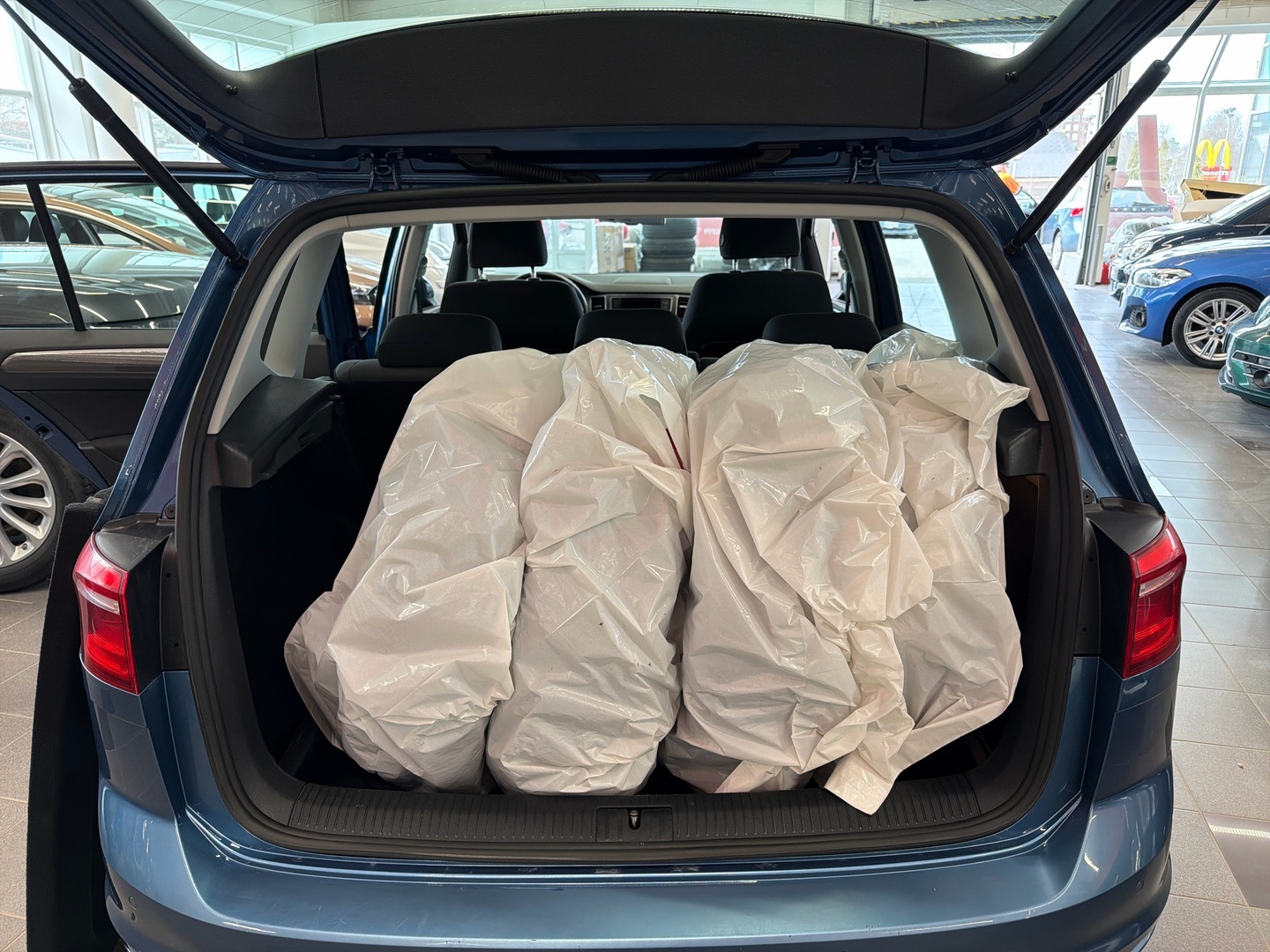 VOLKSWAGEN Golf Sportsvan 2016