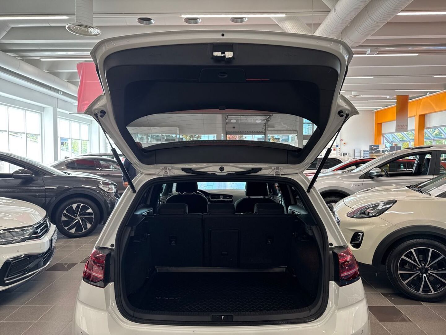 VOLKSWAGEN Golf 2018