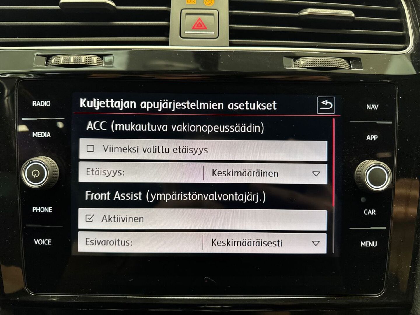 VOLKSWAGEN Golf 2018