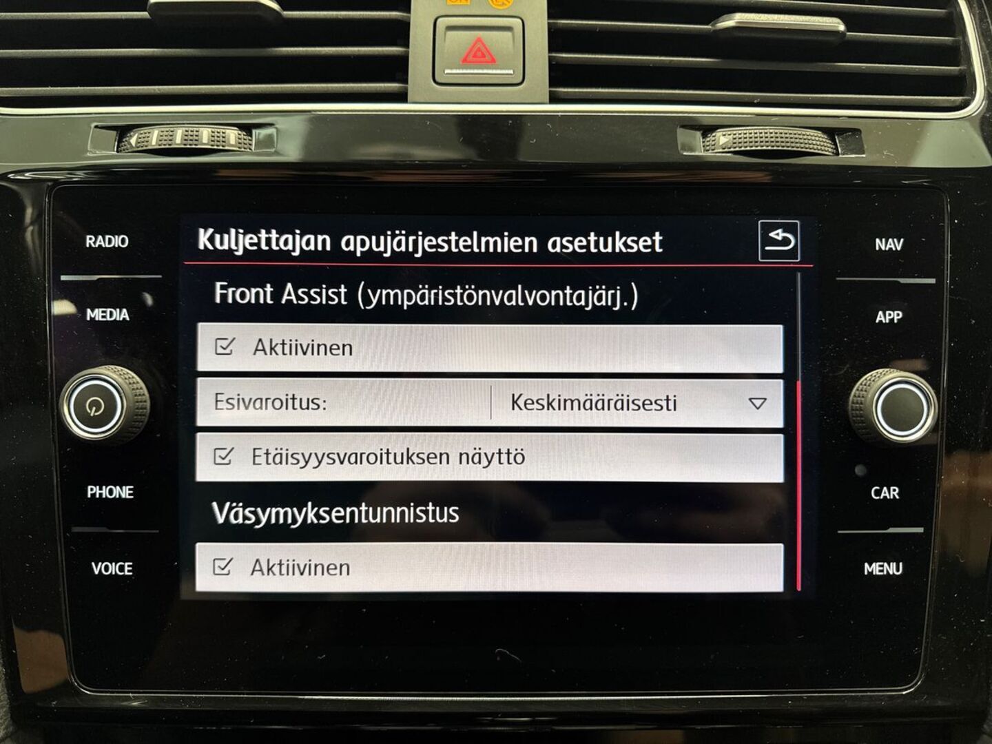 VOLKSWAGEN Golf 2018