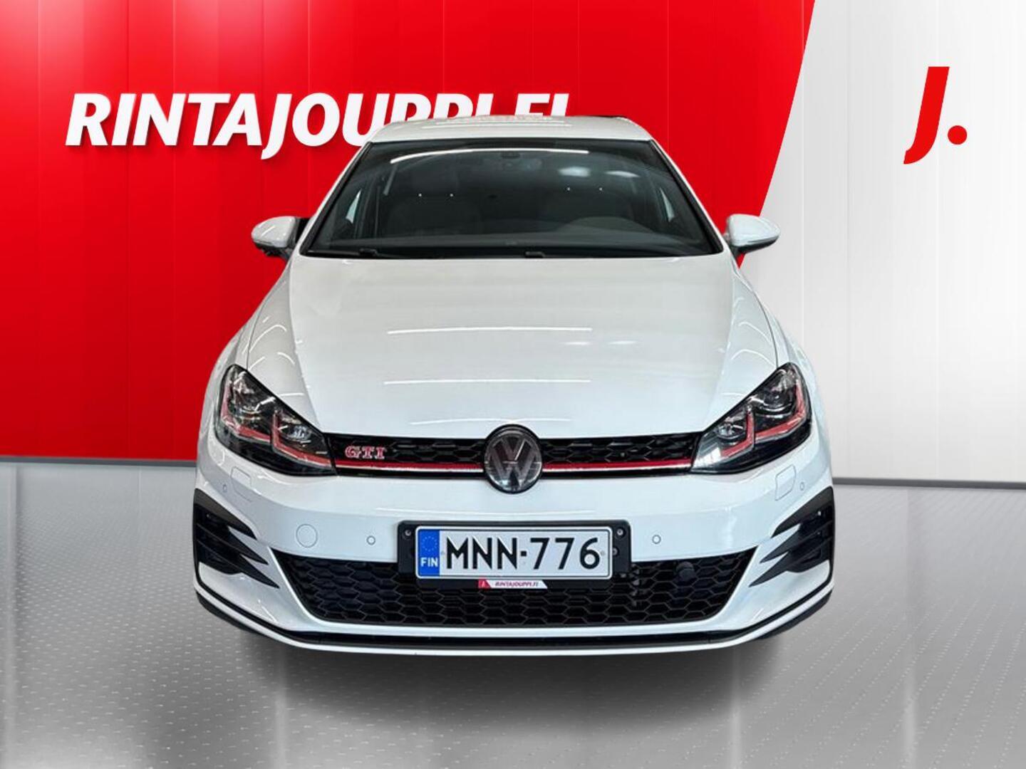 VOLKSWAGEN Golf 2018