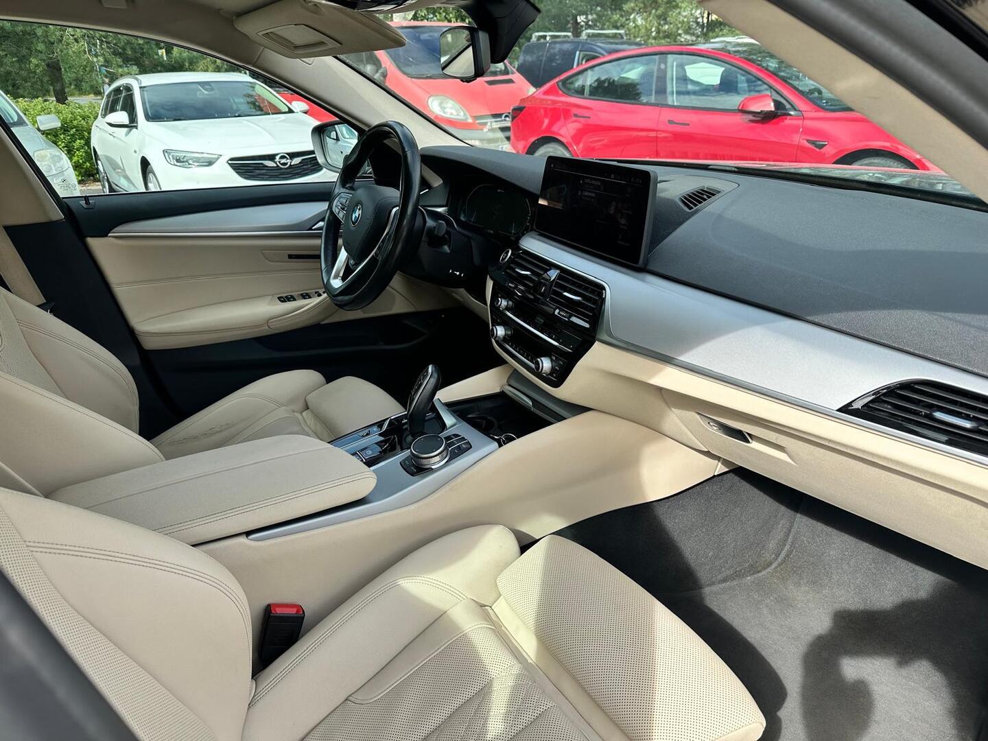 BMW 530 2021