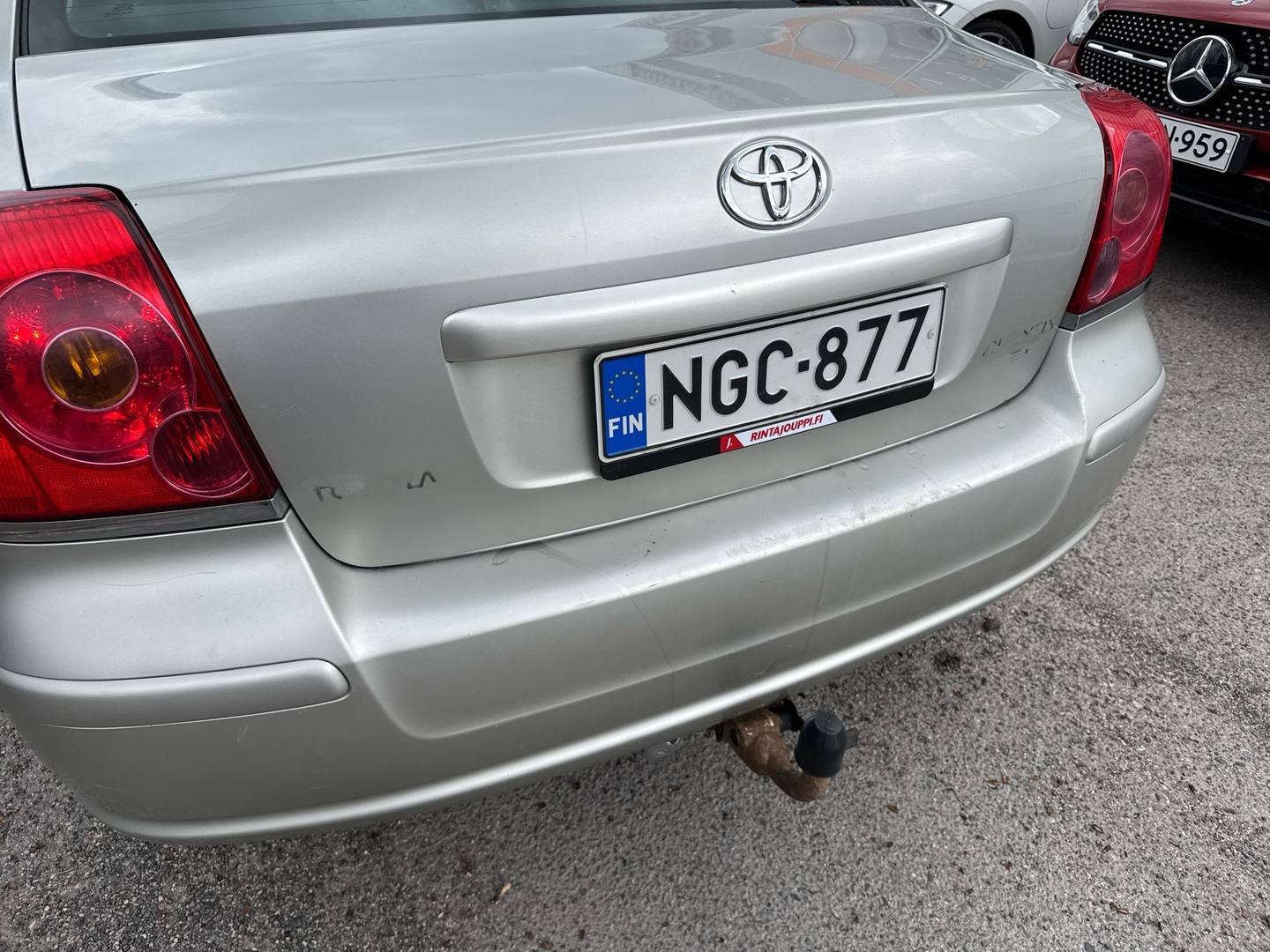 TOYOTA Avensis 2004