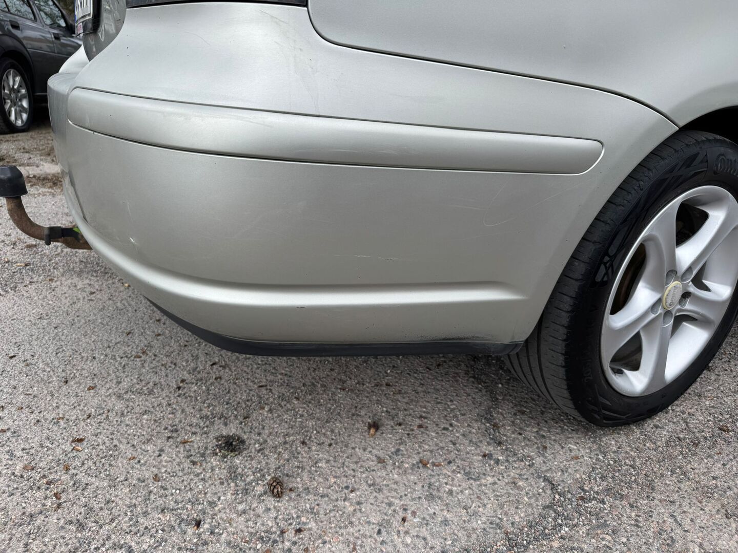 TOYOTA Avensis 2004