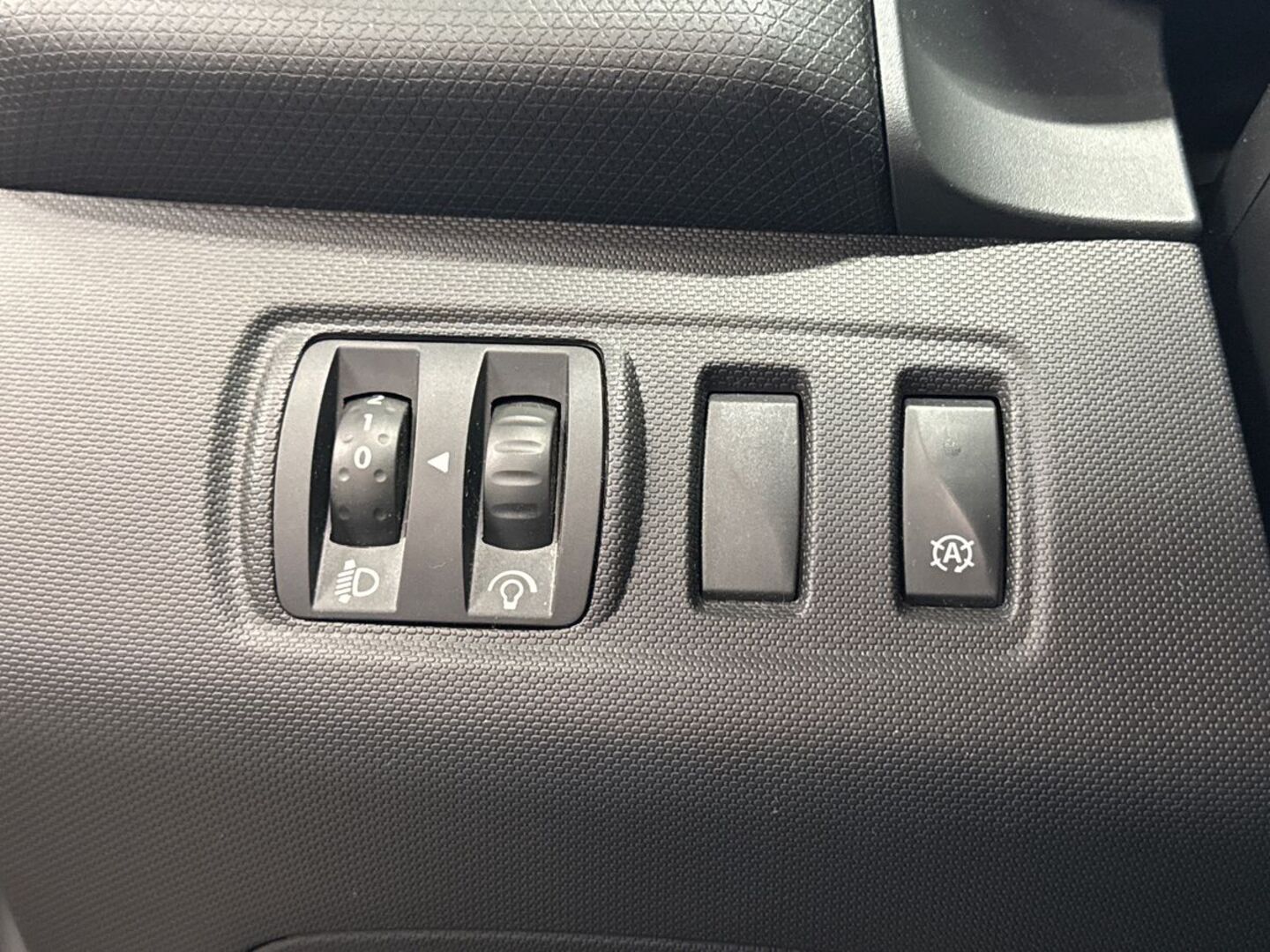 RENAULT Clio 2015