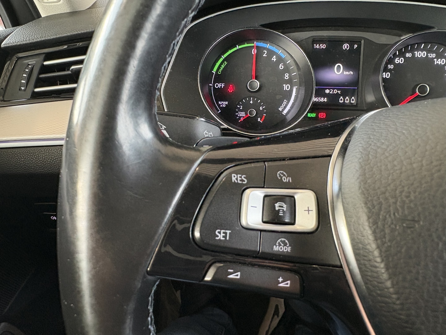 VOLKSWAGEN Passat 2017