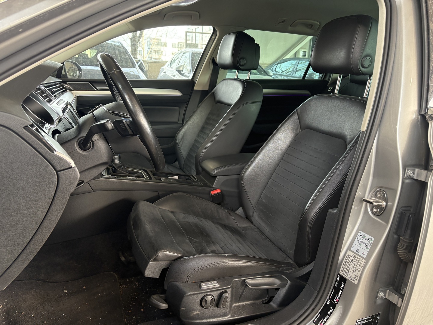 VOLKSWAGEN Passat 2017