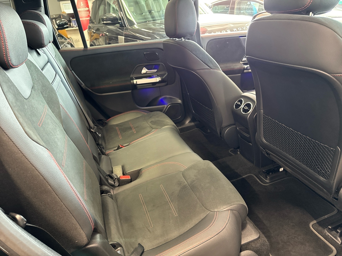 MERCEDES-BENZ EQB 2023