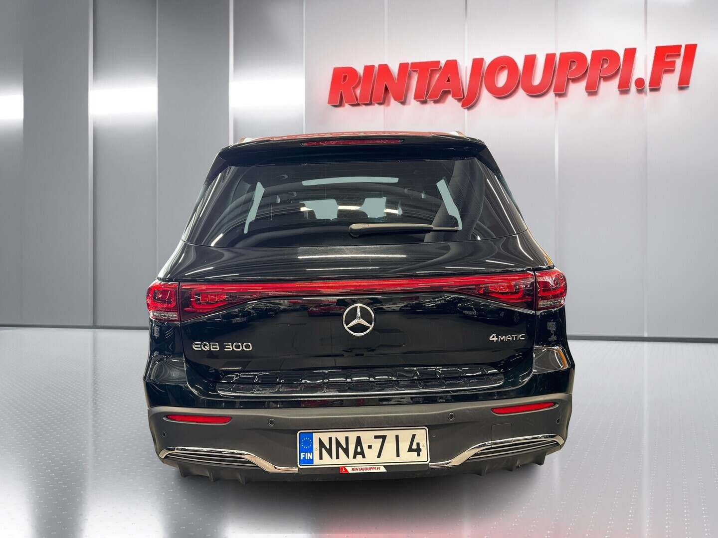 MERCEDES-BENZ EQB 2023