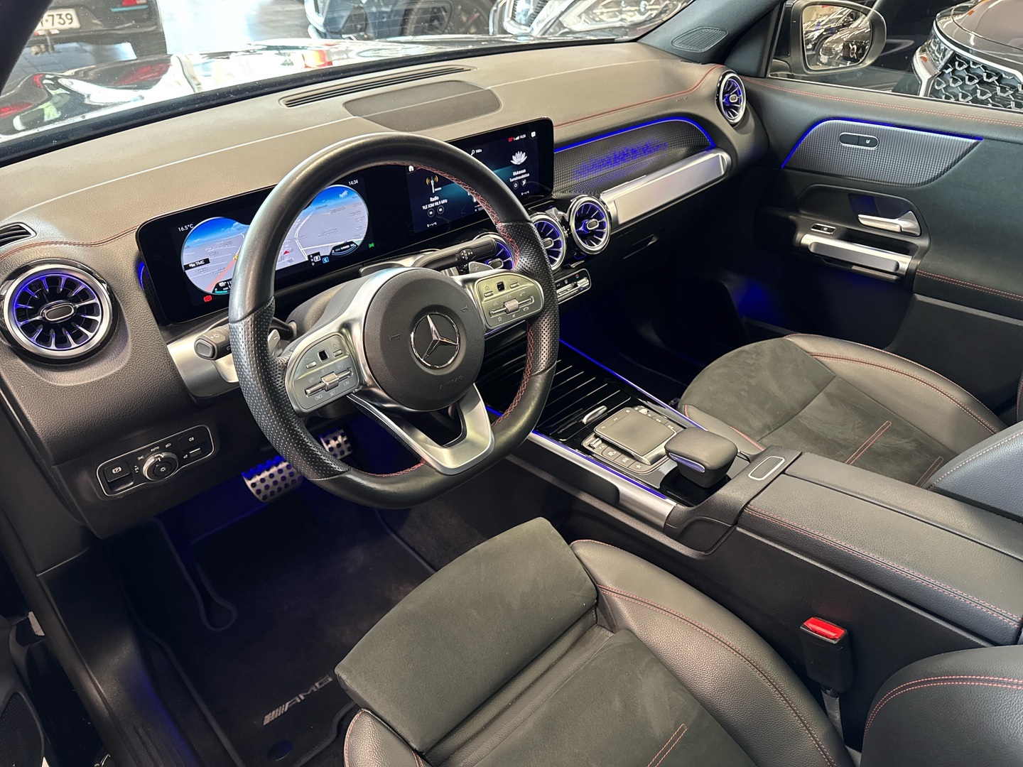 MERCEDES-BENZ EQB 2023