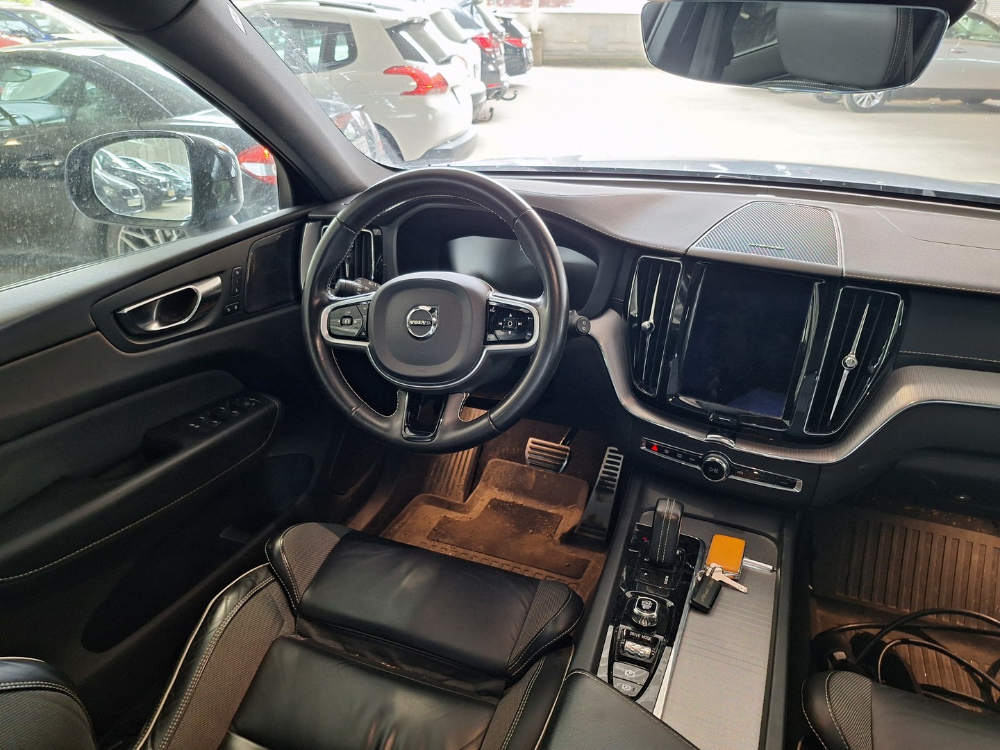 VOLVO XC60 2021