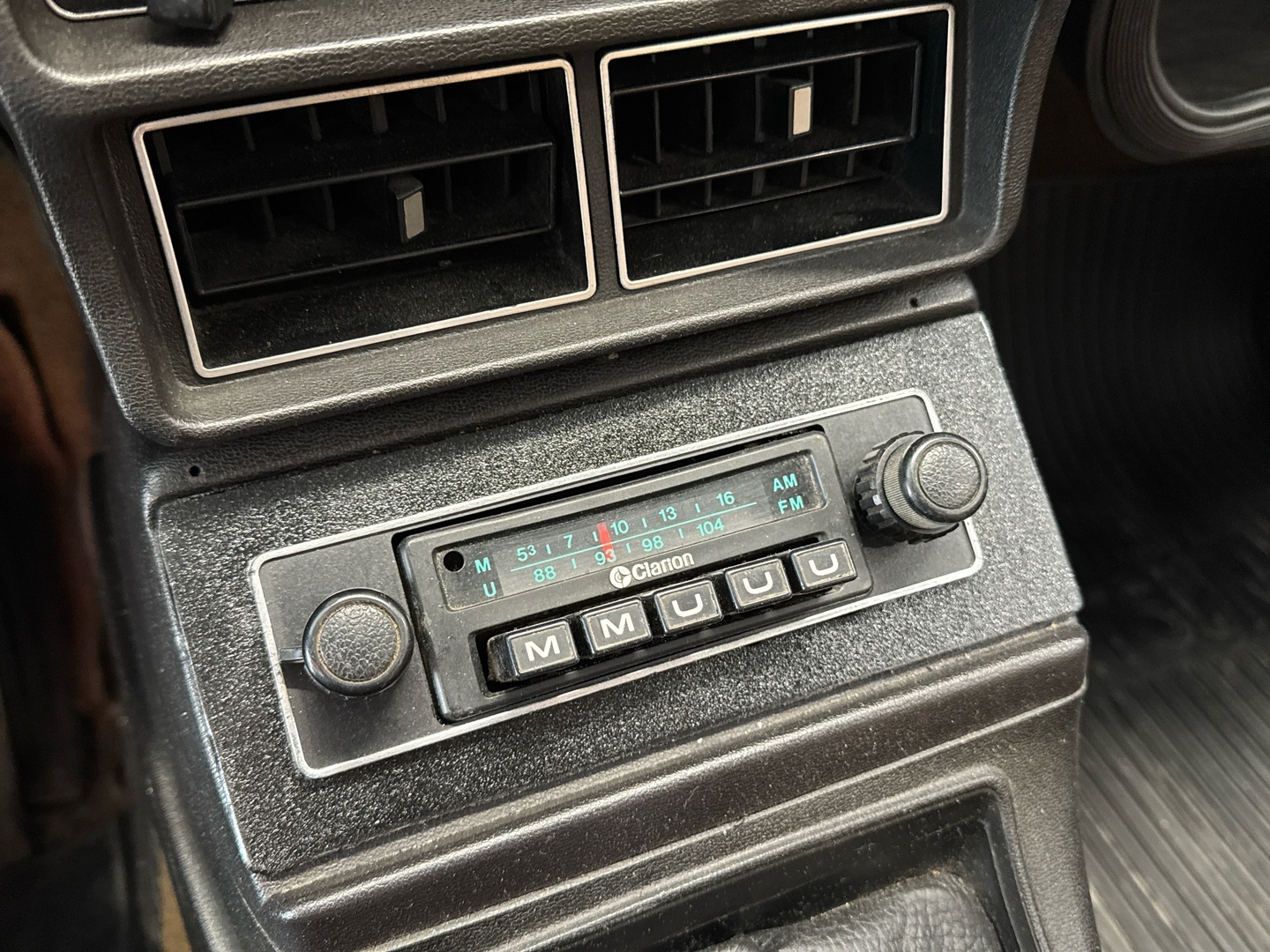 DATSUN 160J 1975