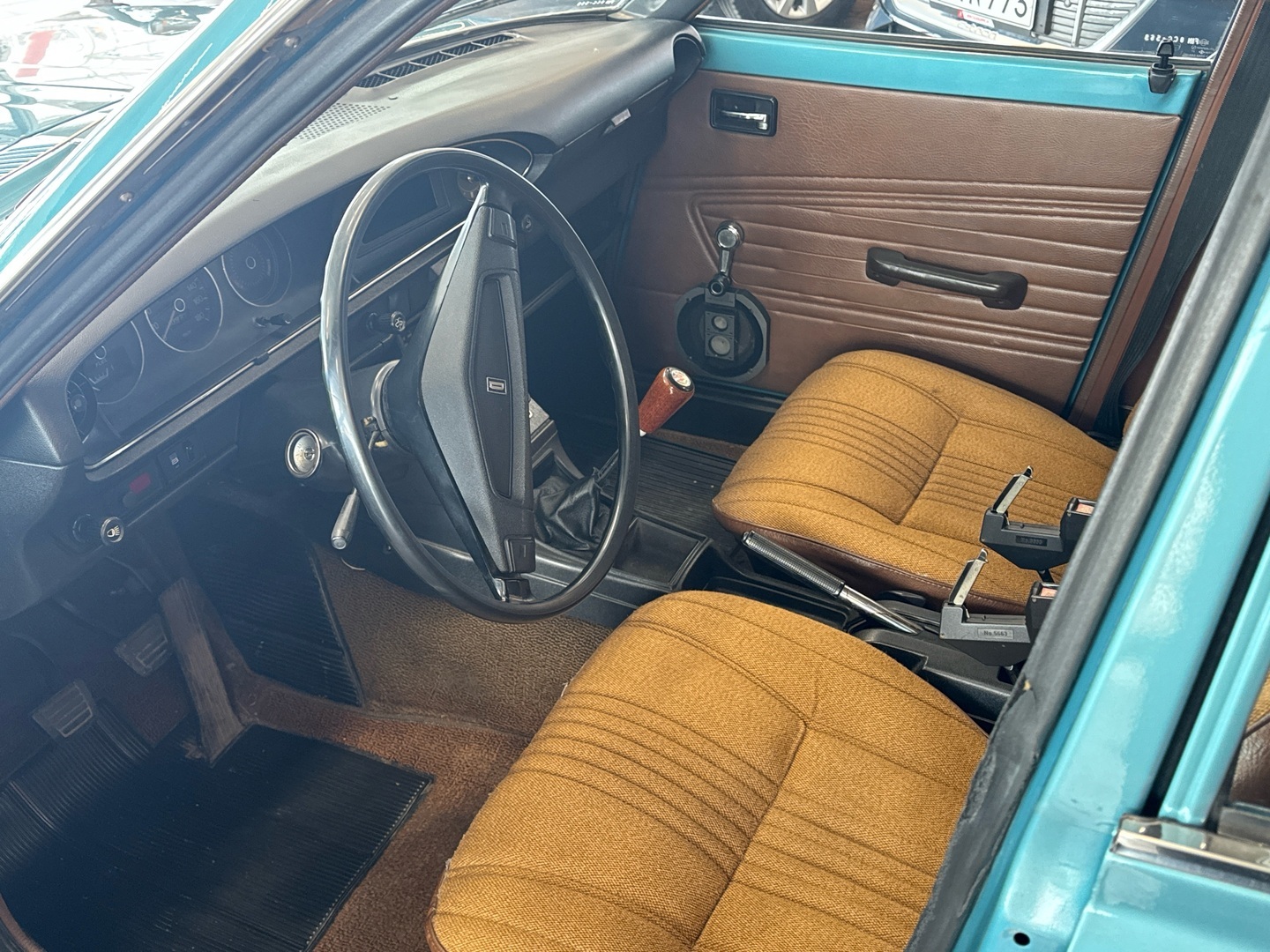 DATSUN 160J 1975
