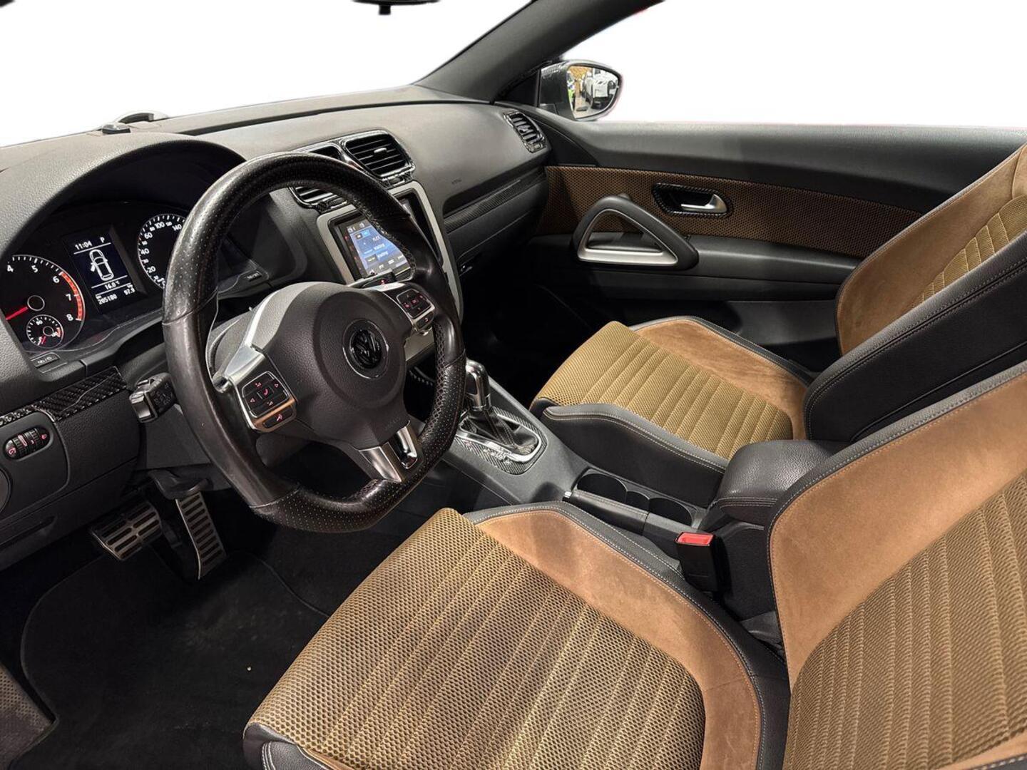 VOLKSWAGEN Scirocco 2014