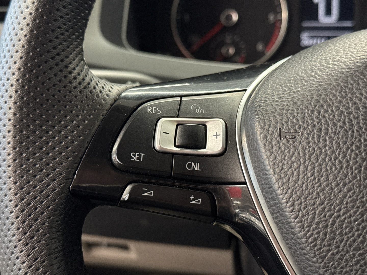 VOLKSWAGEN Transporter 2017