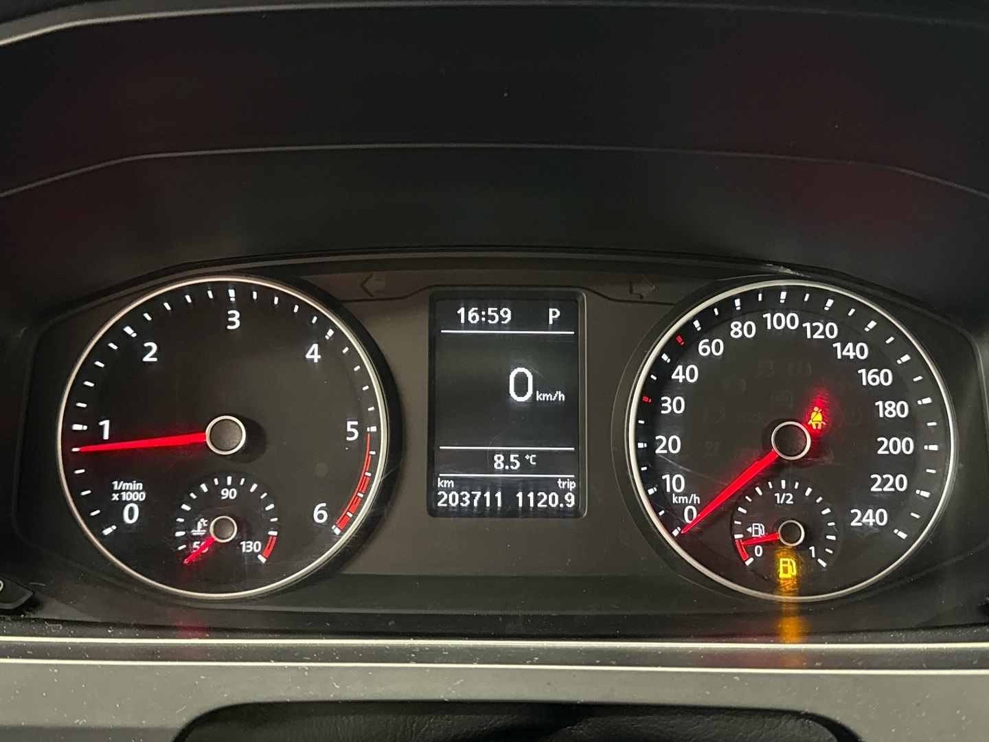 VOLKSWAGEN Transporter 2017