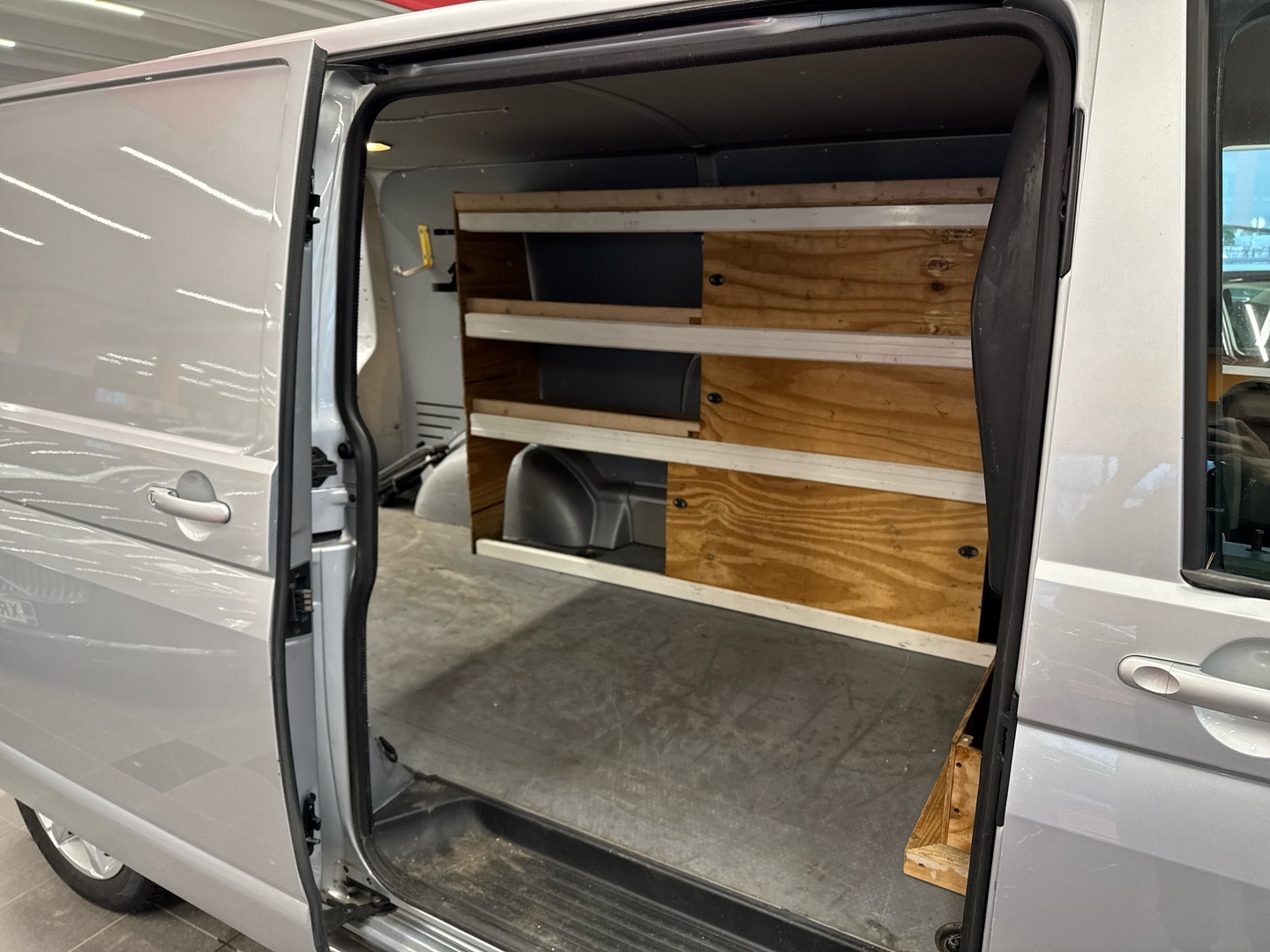 VOLKSWAGEN Transporter 2017