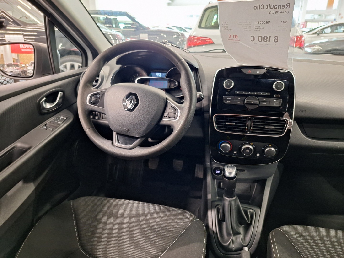 RENAULT Clio 2017