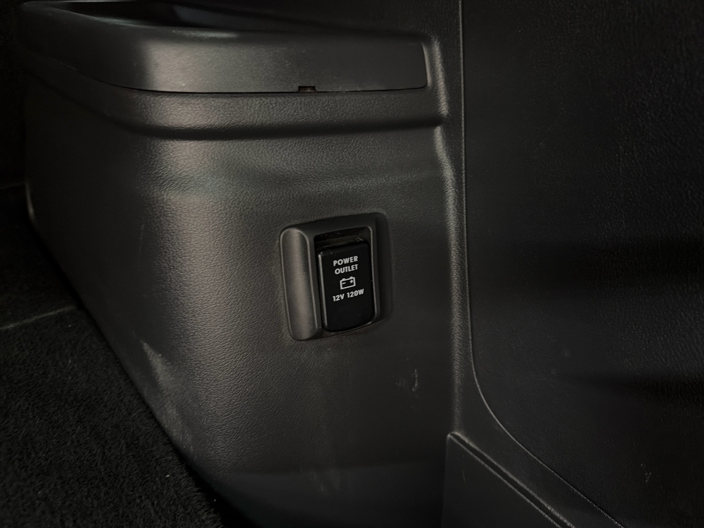 MITSUBISHI Outlander PHEV 2019