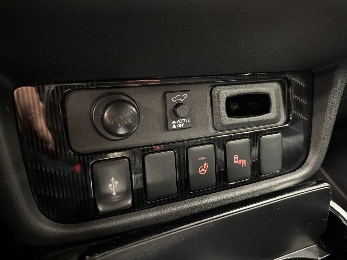 MITSUBISHI Outlander PHEV 2019