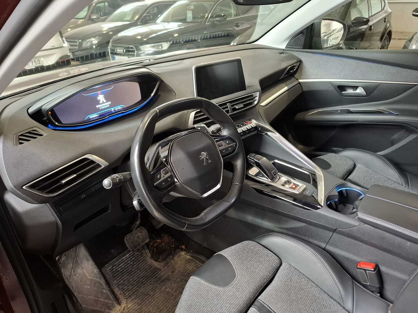 PEUGEOT 3008 2019