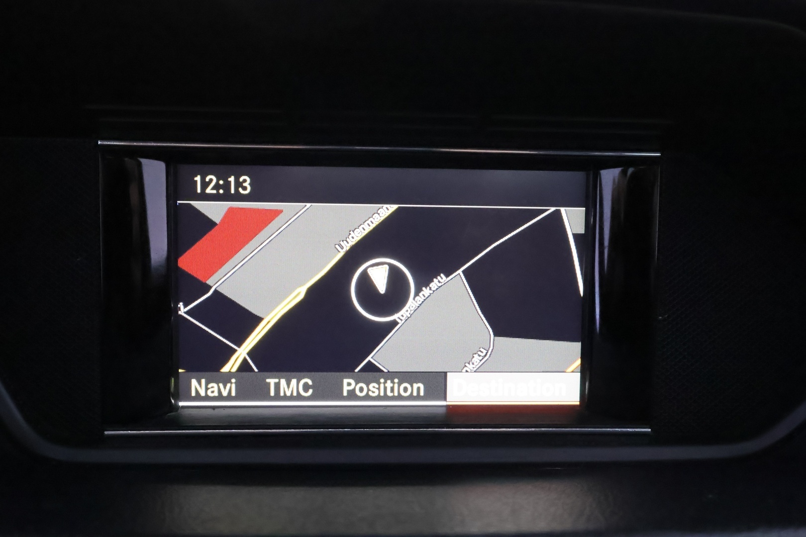 MERCEDES-BENZ E 2011