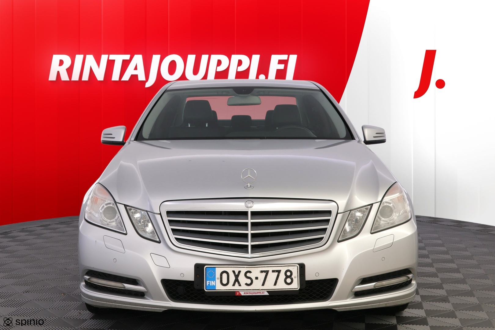 MERCEDES-BENZ E 2011