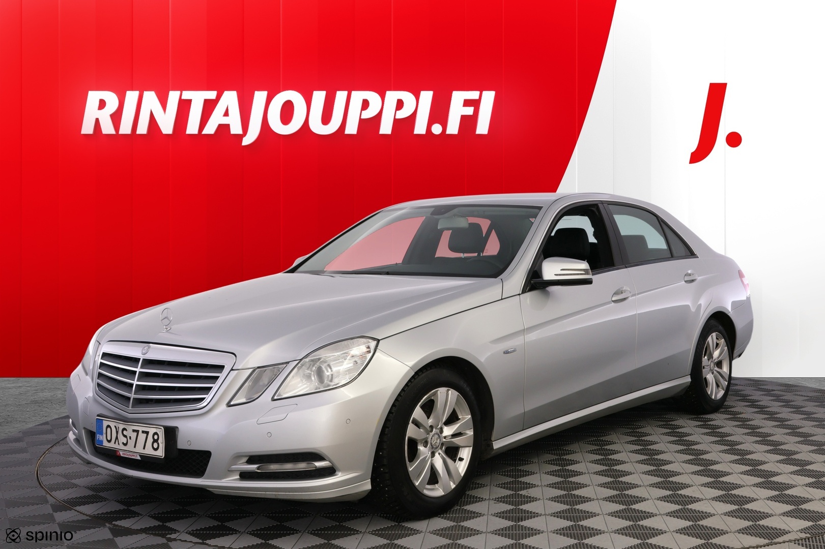 MERCEDES-BENZ E 2011