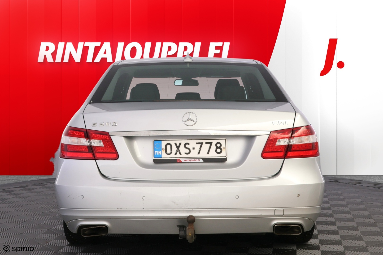 MERCEDES-BENZ E 2011