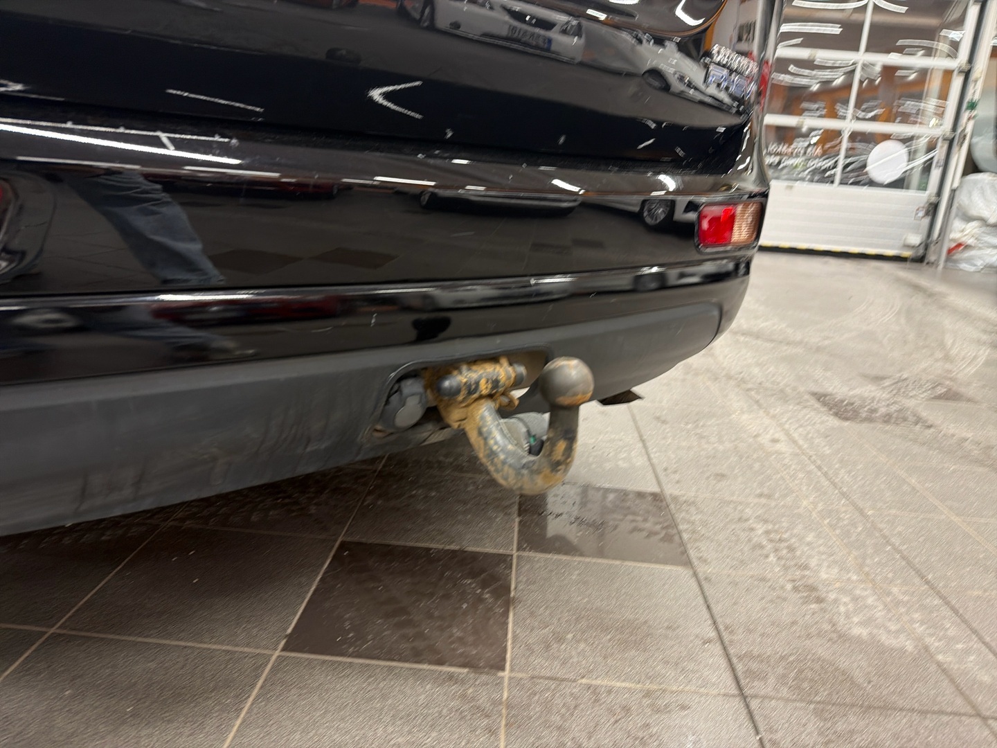 MITSUBISHI Outlander PHEV 2013