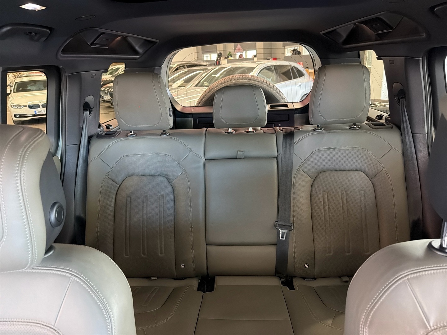 LAND ROVER Defender 2021