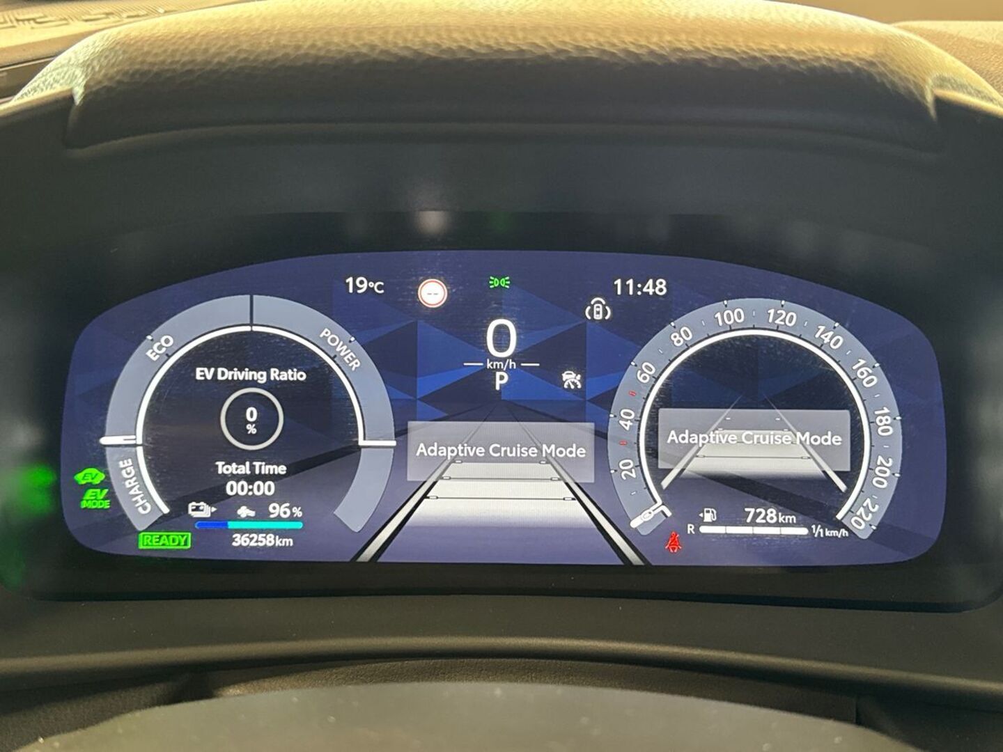 TOYOTA C-HR 15