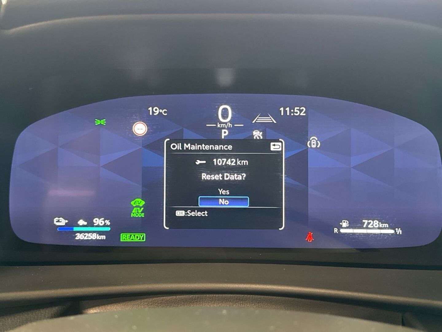 TOYOTA C-HR 25