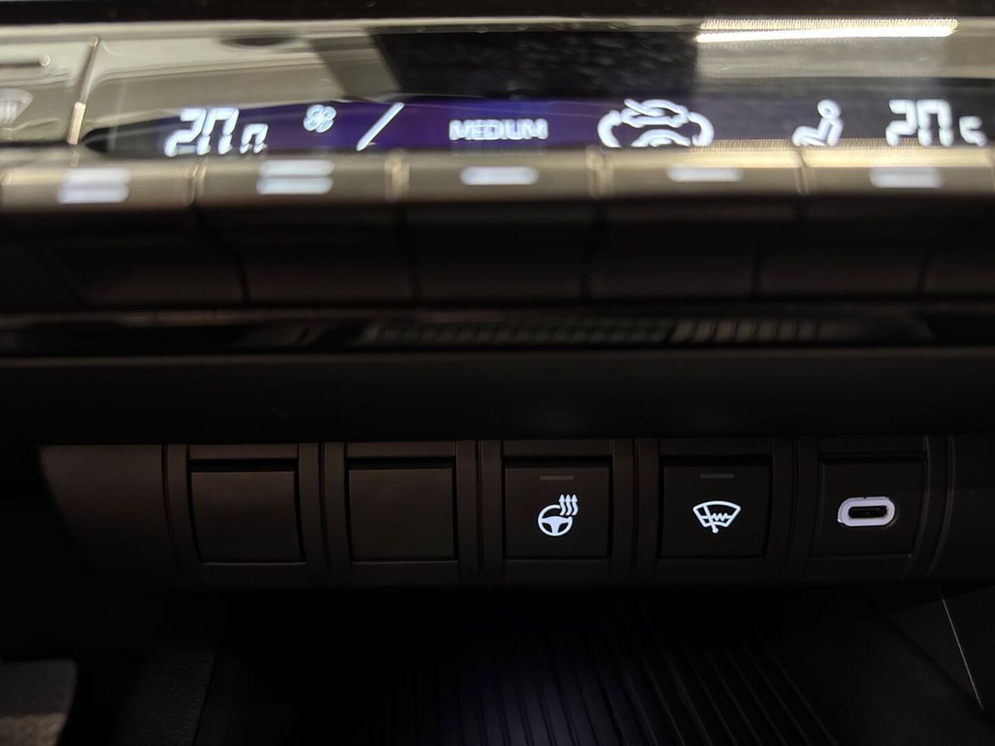 TOYOTA C-HR 27