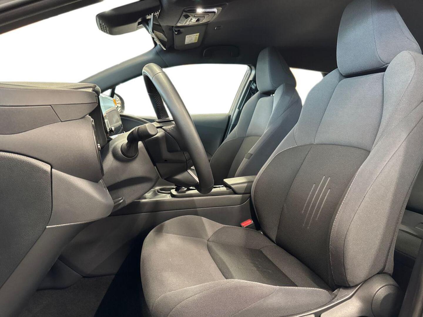 TOYOTA C-HR 9