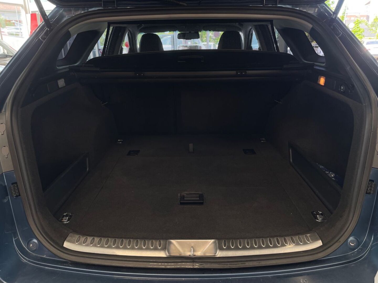 HYUNDAI i40 2012