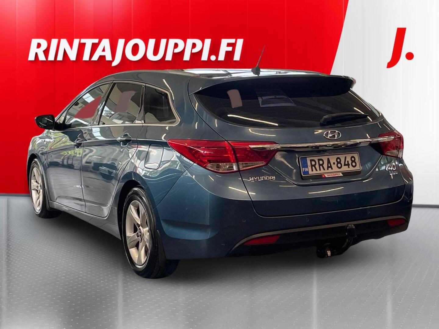 HYUNDAI i40 2012
