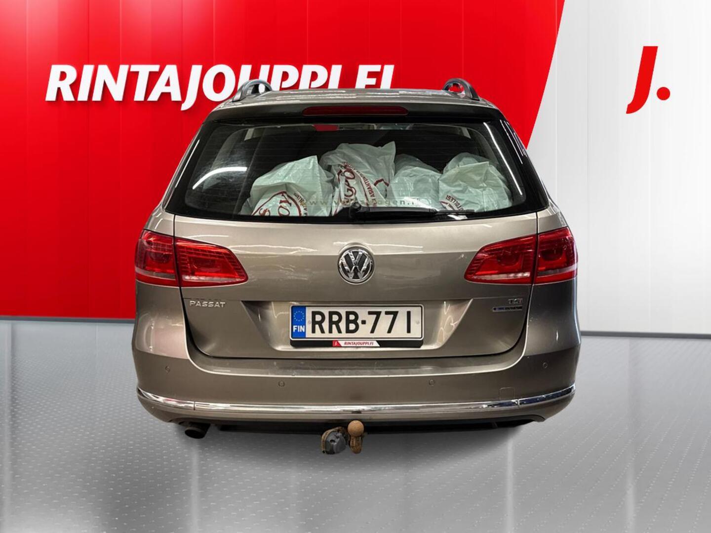 VOLKSWAGEN Passat 2013