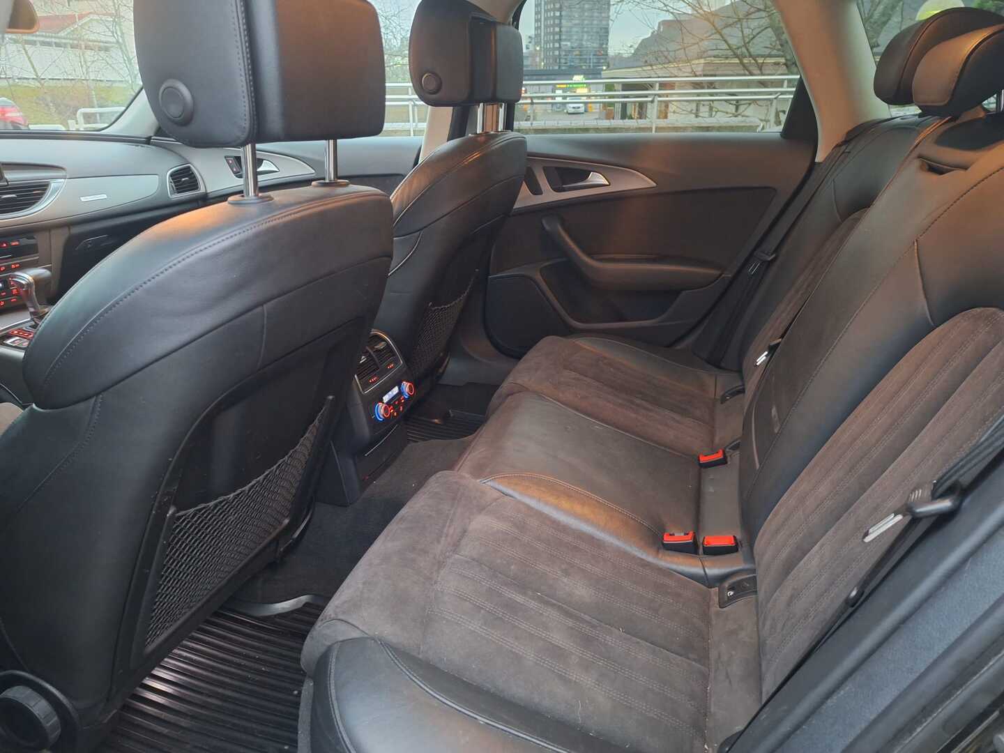 AUDI A6 allroad quattro 2013