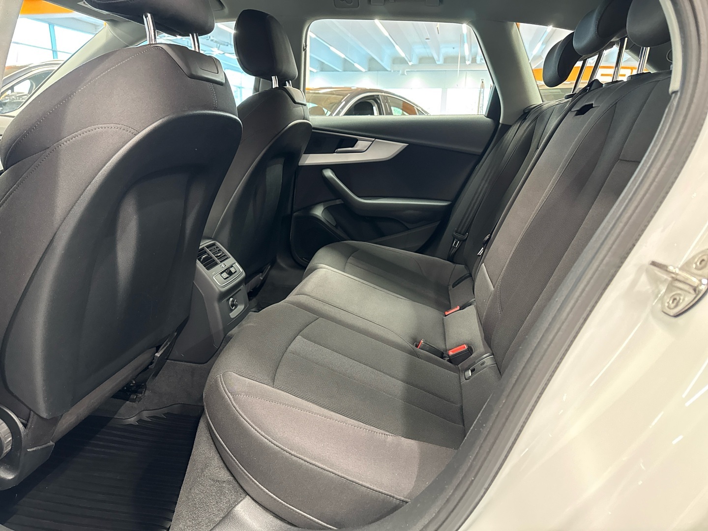 AUDI A4 allroad quattro 2017