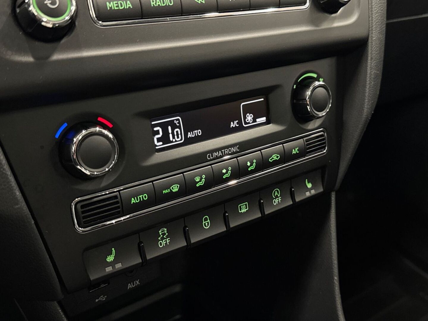 SKODA Rapid 2014