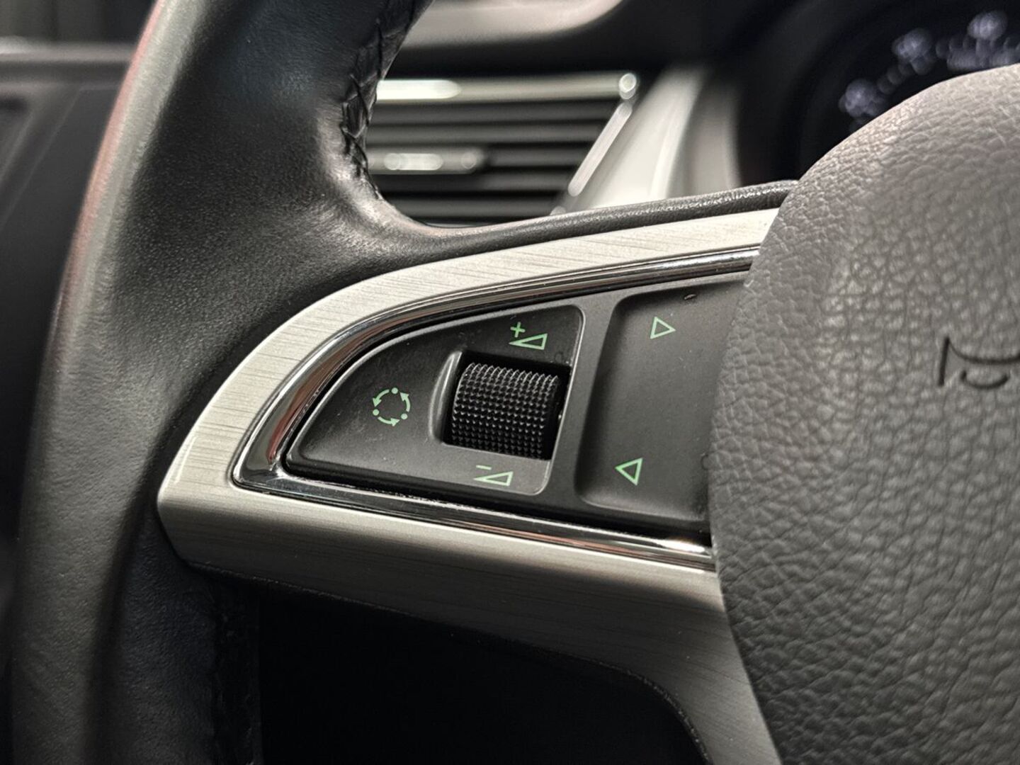 SKODA Rapid 2014