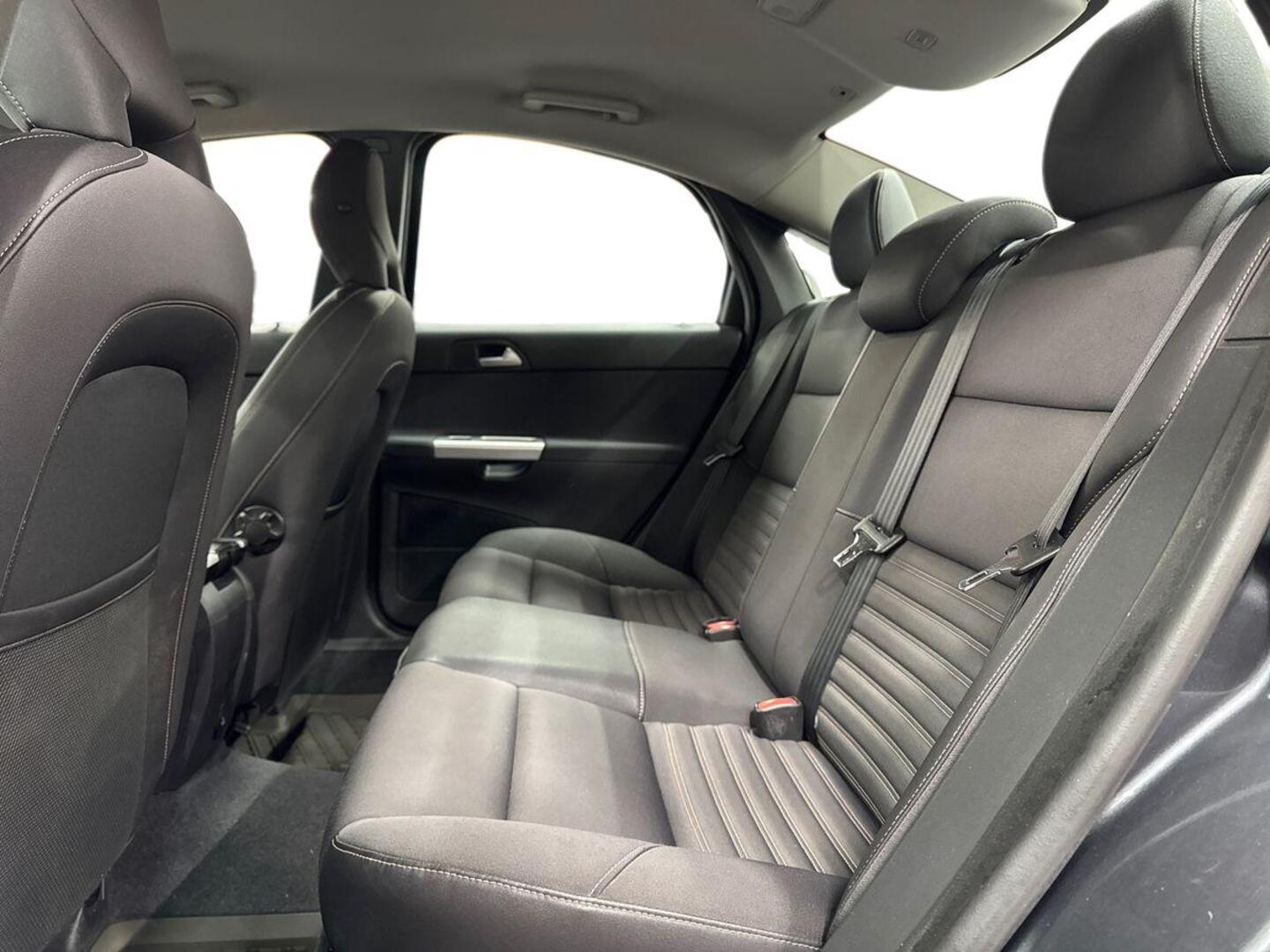 VOLVO S40 2012