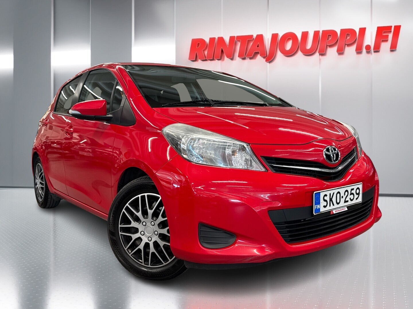 TOYOTA Yaris 2012