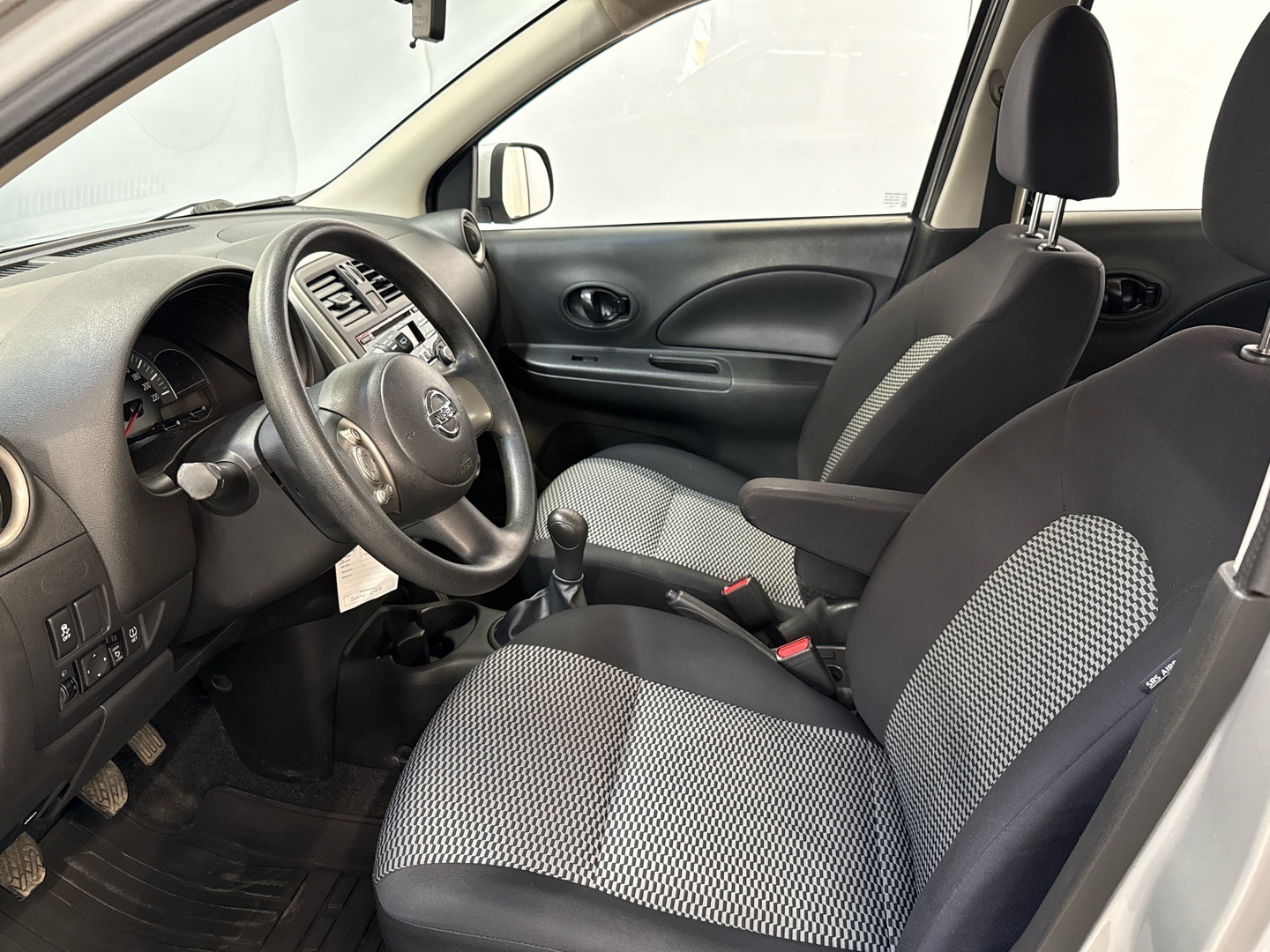 NISSAN Micra 2017