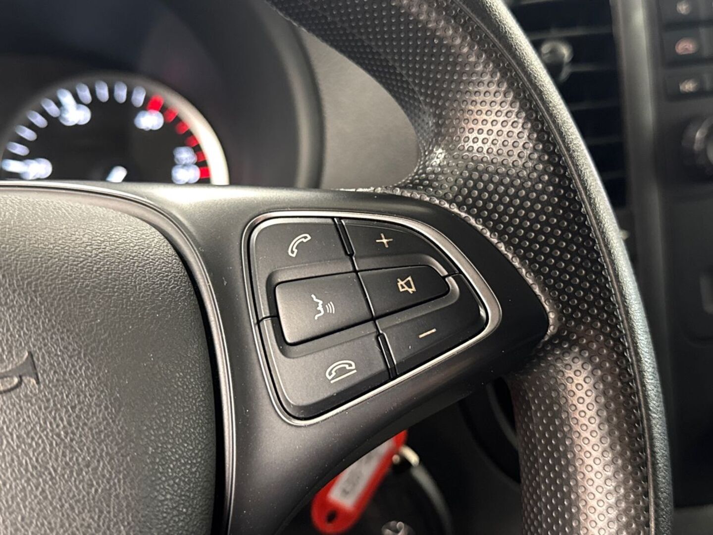 MERCEDES-BENZ Vito 17