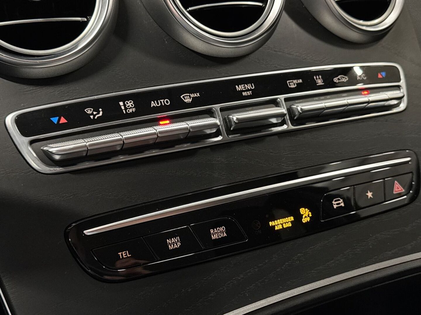 MERCEDES-BENZ GLC 2021