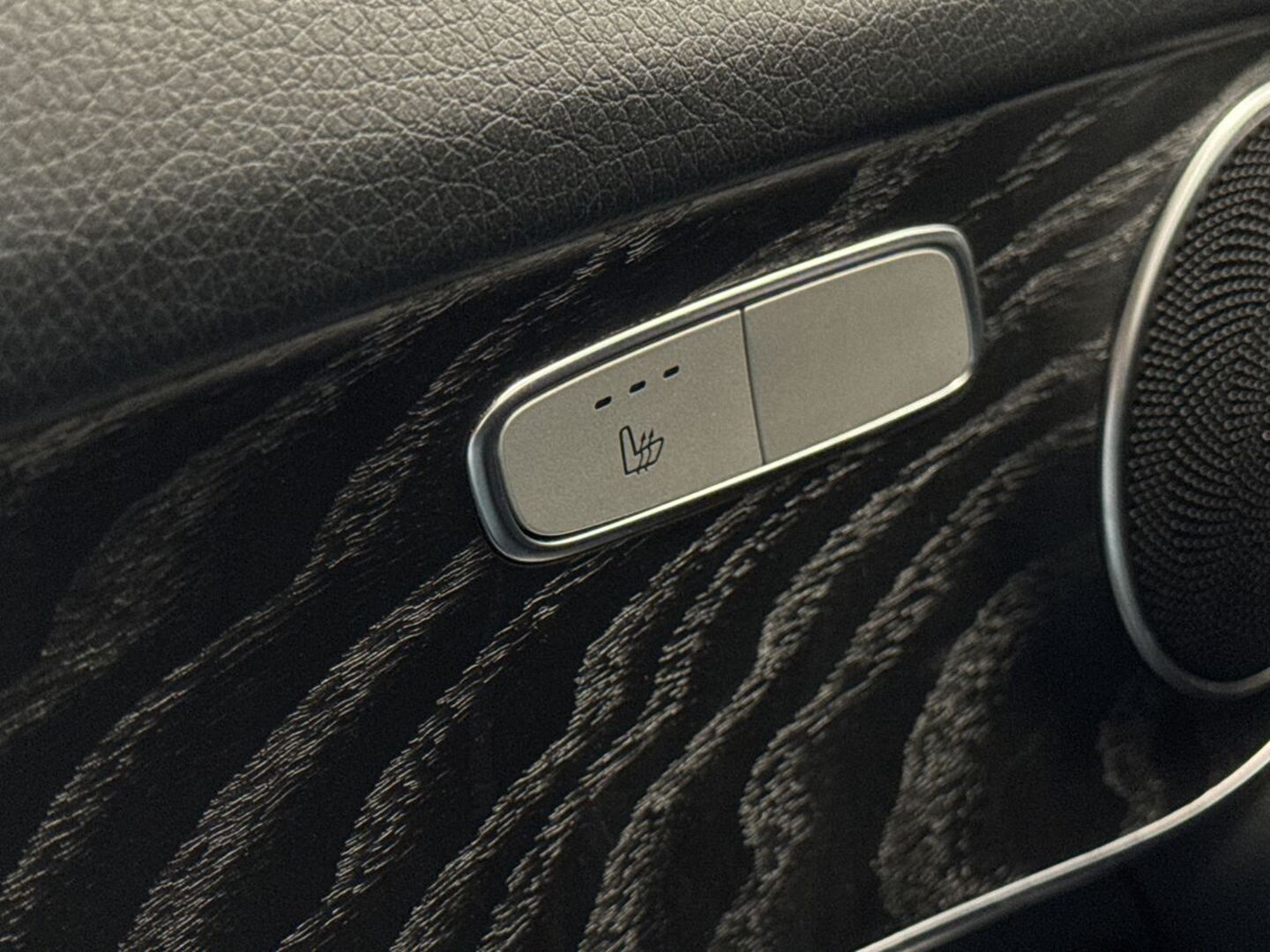 MERCEDES-BENZ GLC 2021