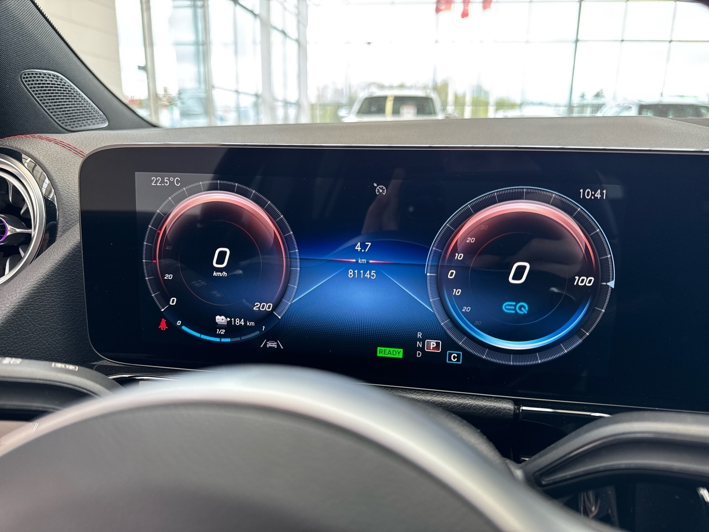 MERCEDES-BENZ EQA 2021