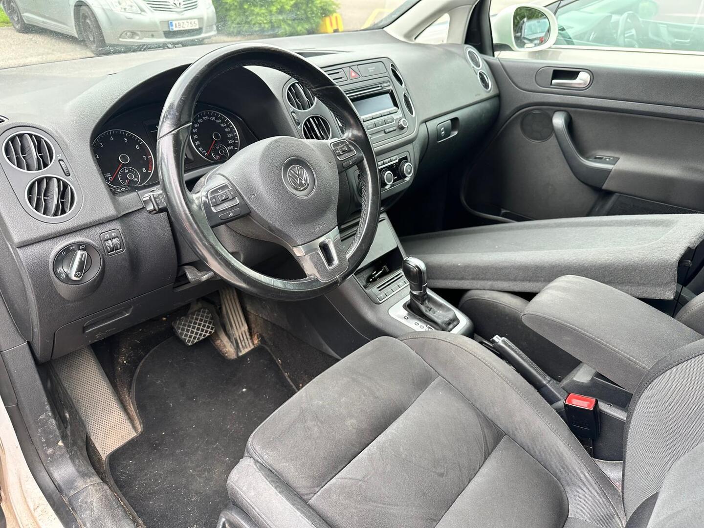 VOLKSWAGEN Golf Plus 2014